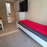 3raumwohnung Mit Balkon In Leipzig Nord Bmw, Amazon, Messe & Porsche * Taucha