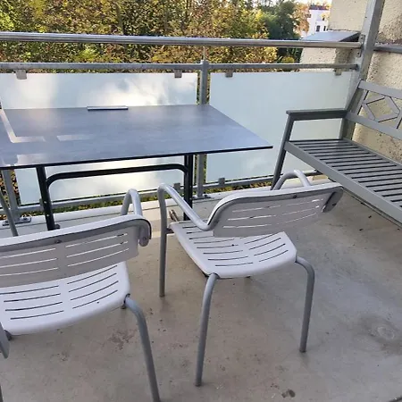 شقة 3raumwohnung Mit Balkon In Leipzig Nord Bmw, Amazon, Messe & Porsche Taucha