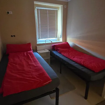 Apartman 3raumwohnung Mit Balkon In Leipzig Nord Bmw, Amazon, Messe & Porsche Taucha