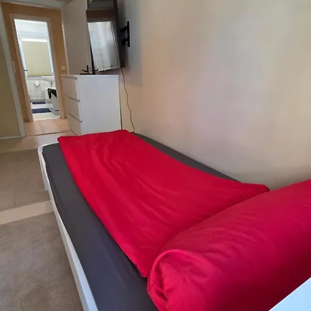 Apartamento 3raumwohnung Mit Balkon In Leipzig Nord Bmw, Amazon, Messe & Porsche Taucha