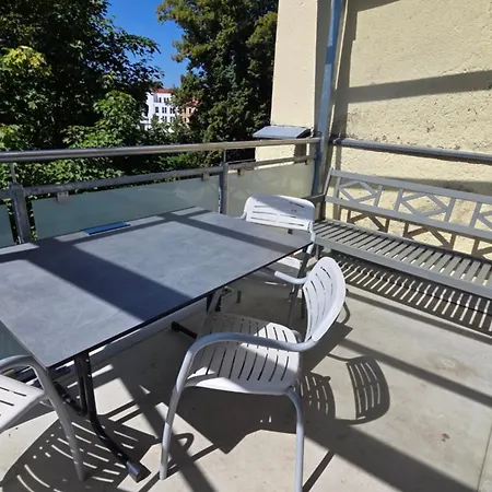 3raumwohnung Mit Balkon In Leipzig Nord Bmw, Amazon, Messe & Porsche Taucha